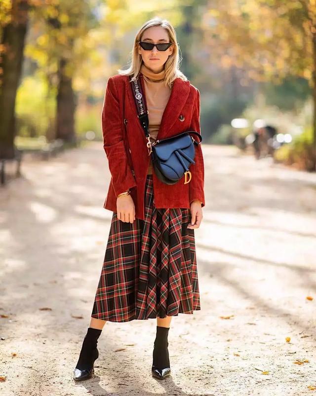 學會同色系穿搭，輕鬆穿出高級感