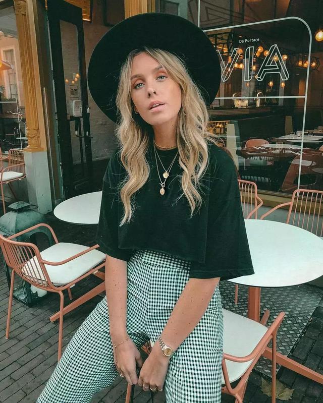 學會同色系穿搭，輕鬆穿出高級感