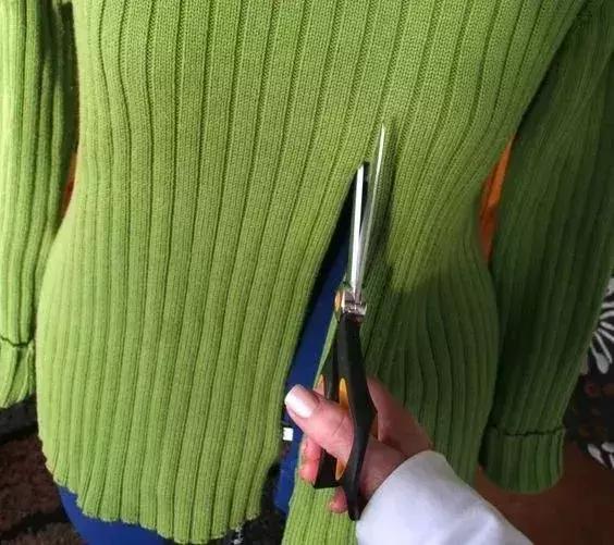 毛衣加襯衫，驚豔的舊衣改造