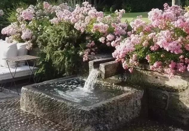 一塊拙石，一處水景，一隅禪意