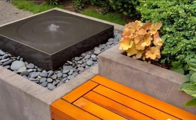 一塊拙石，一處水景，一隅禪意