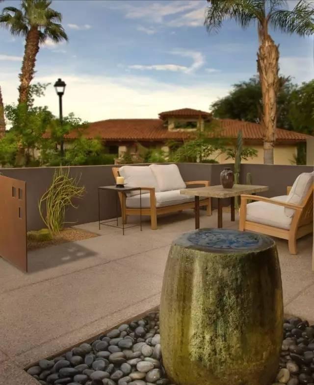 一塊拙石，一處水景，一隅禪意