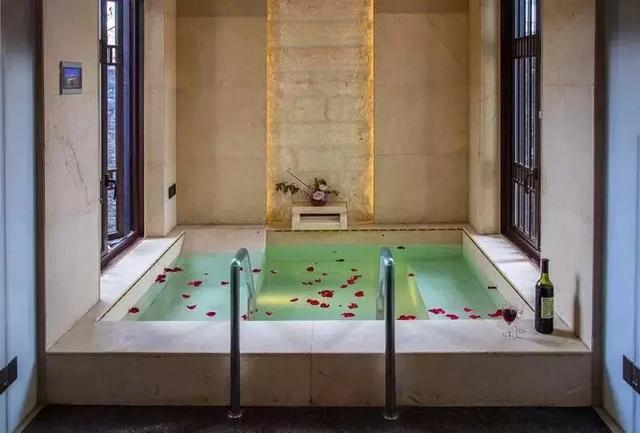 種草！ 這個帶著豪宅味道的湯池