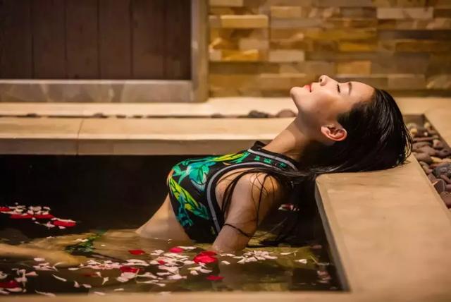 種草！ 這個帶著豪宅味道的湯池