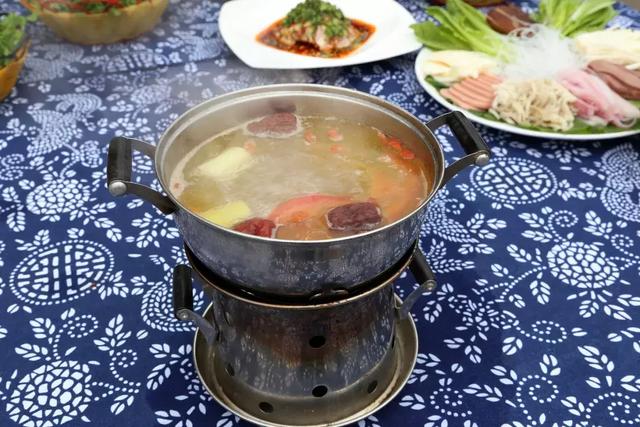 種草！ 這個帶著豪宅味道的湯池