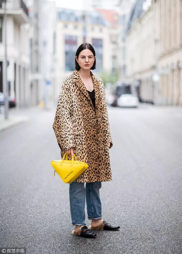 “媽媽”牛仔褲才是冬天裡我最缺的那一條!