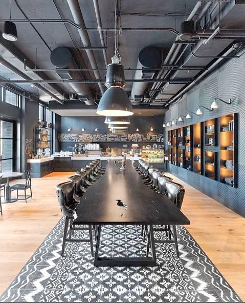 聽說時髦的人家裡瓷磚都這樣鋪，比地毯更美，還好打理！