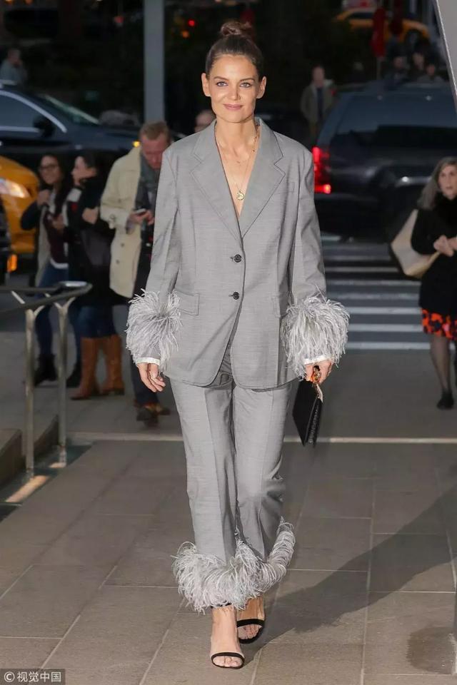 你也覺得袖子上長毛，可愛又時髦？