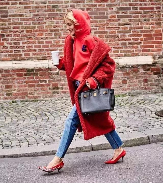 2018大衣要敞開穿才夠時髦！