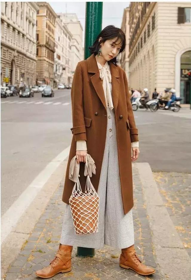 2018大衣要敞開穿才夠時髦！