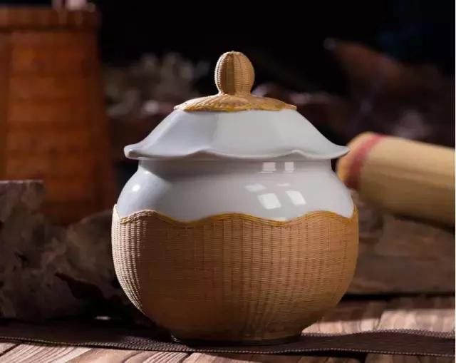 茶倉雖小，不可方物！