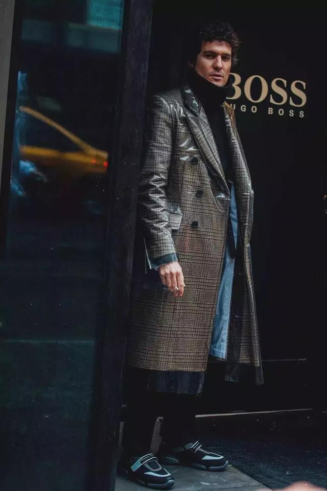 高級又復古的燈芯絨要這樣穿！