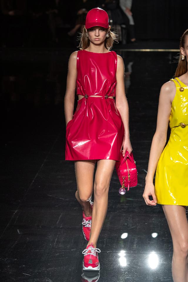 Versace 2019早秋系列——復古與女權主義