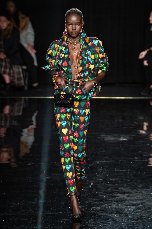 Versace 2019早秋系列——復古與女權主義