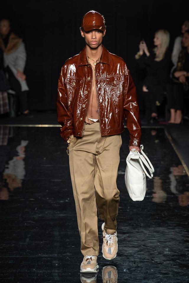 Versace 2019早秋系列——復古與女權主義