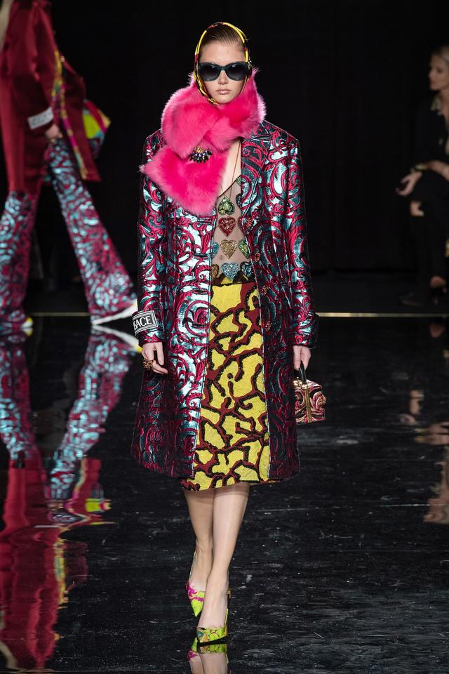 Versace 2019早秋系列——復古與女權主義