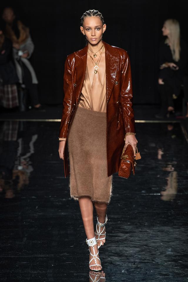 Versace 2019早秋系列——復古與女權主義