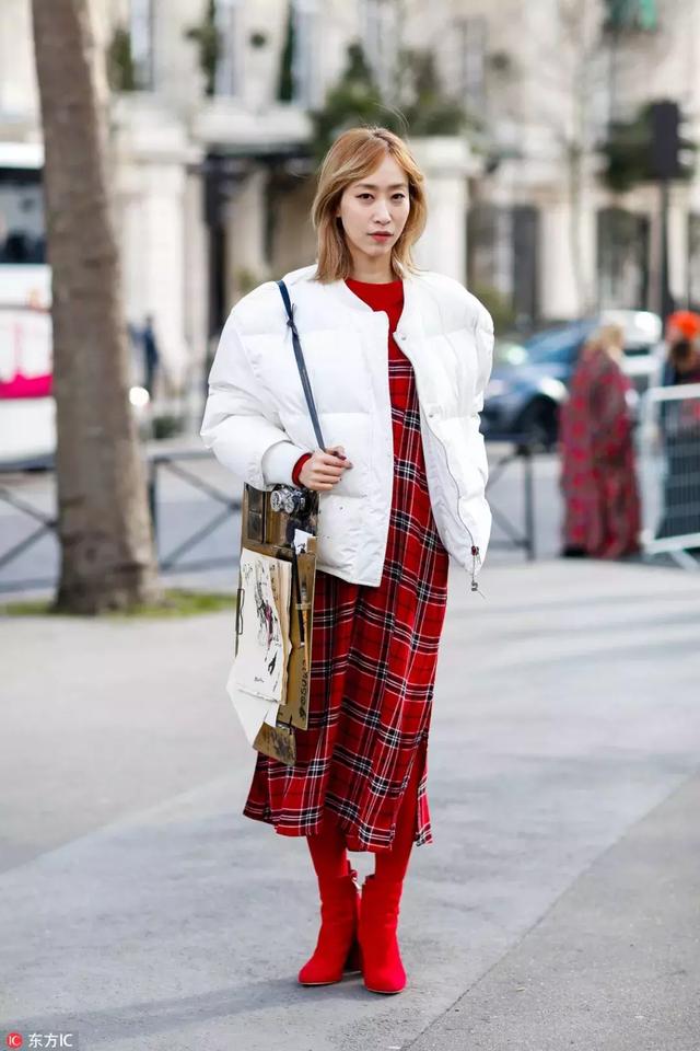羽絨服+裙子,反差混搭解鎖冬季穿搭新潮!