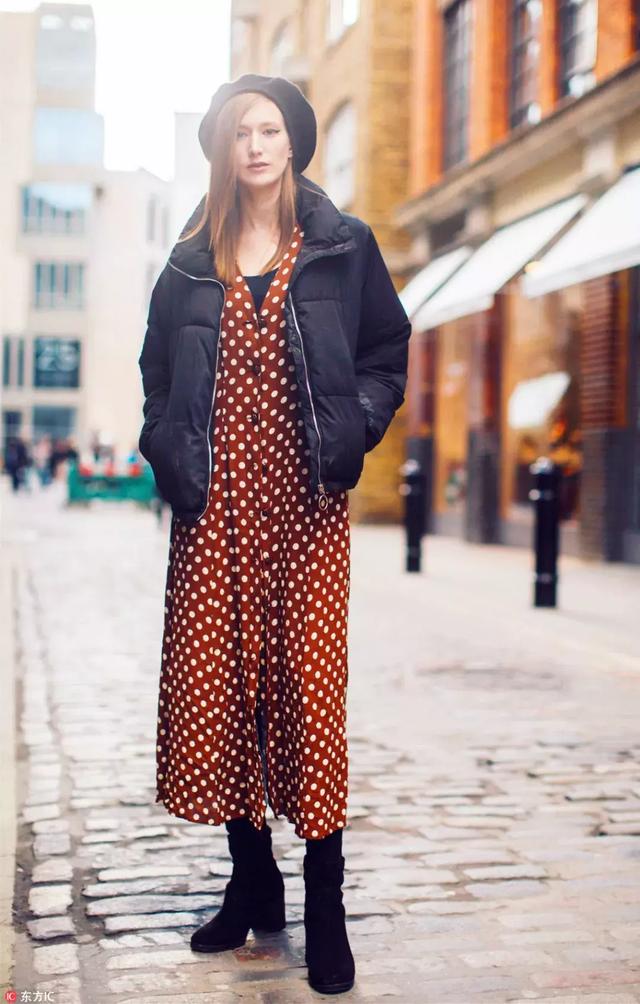 羽絨服+裙子,反差混搭解鎖冬季穿搭新潮!