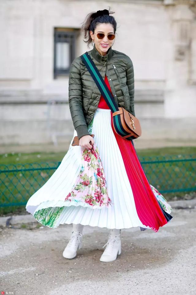 羽絨服+裙子，反差混搭解鎖冬季穿搭新潮！