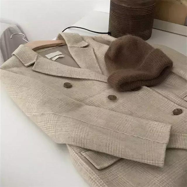 格紋大衣再火70年？ 100套美搭時髦炸了！