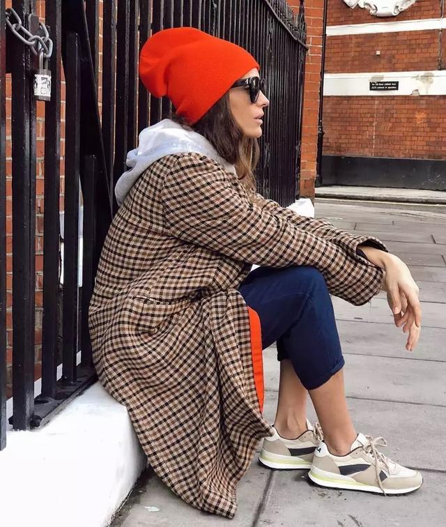 格紋大衣再火70年？ 100套美搭時髦炸了！
