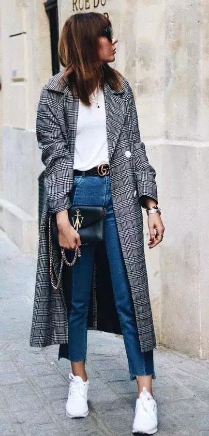 格紋大衣再火70年？ 100套美搭時髦炸了！