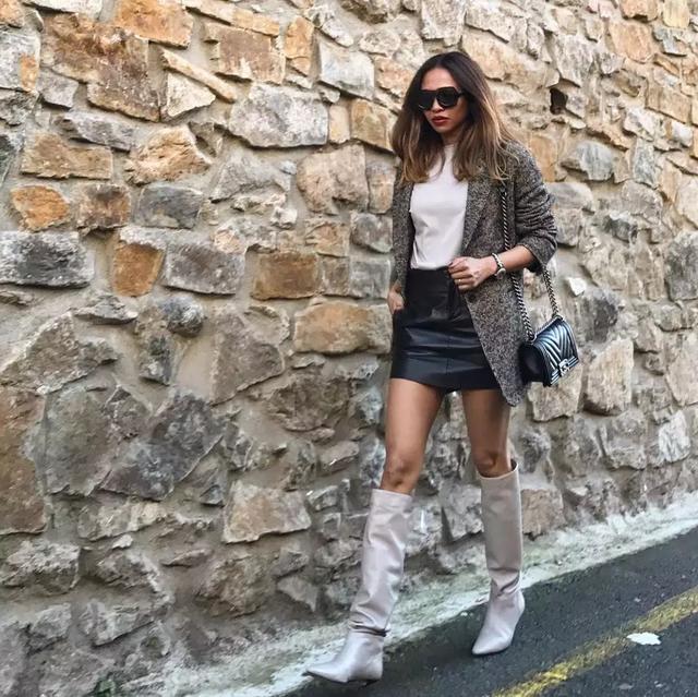 外套+裙子，這樣搭配溫暖又時髦！