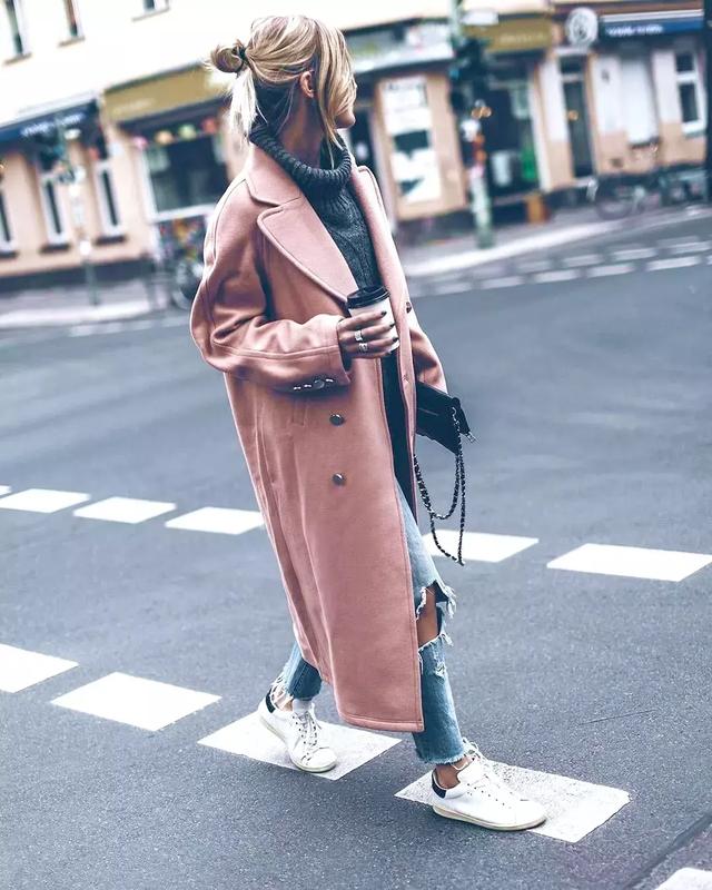 最值得投資的大衣，除了黑駝灰，還有這兩個色