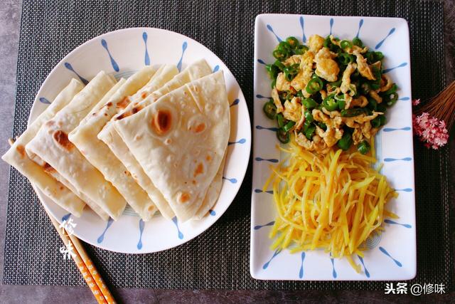 學會這烙餅，可捲全世界的菜，不費一滴油，1分鐘就烙好，有勁道