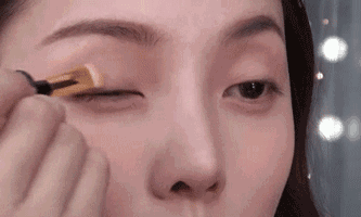 兩分鐘搞定少女感眼妝，秋冬畫它簡直美上天！