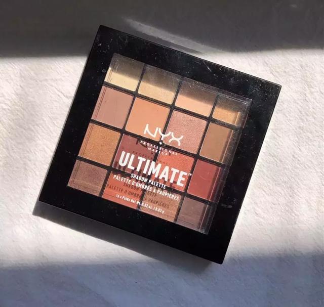 兩分鐘搞定少女感眼妝，秋冬畫它簡直美上天！