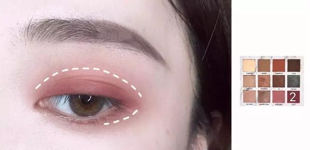 兩分鐘搞定少女感眼妝，秋冬畫它簡直美上天！