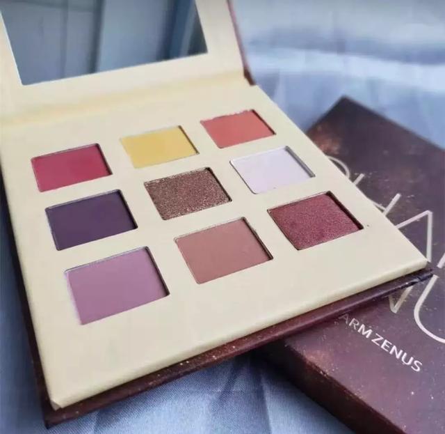 兩分鐘搞定少女感眼妝，秋冬畫它簡直美上天！