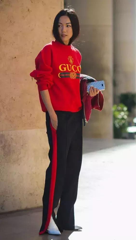 2019年流行色“嘉年紅”火了，顯白又時髦！