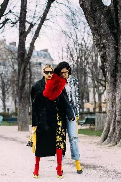 2019年流行色“嘉年紅”火了，顯白又時髦！