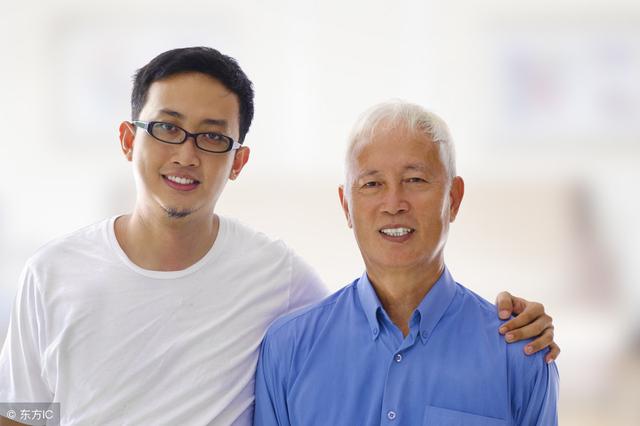 婚後，給老人錢，有講究！