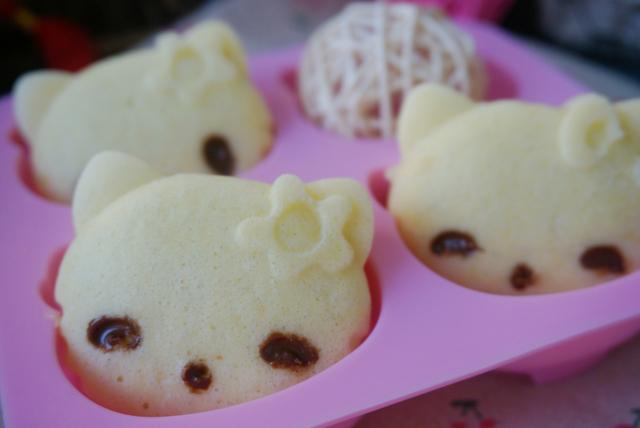 做水蒸蛋糕，這個方法真好，蛋糕柔軟細膩不塌陷，好吃不上火