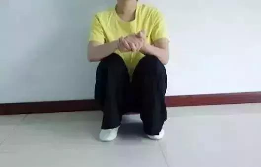 飯後蹲一會兒，養胃、益壽……功效多！