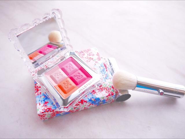 日本妹紙簡直就是用生命在塗腮紅！ 一分鐘扮嫩大法！