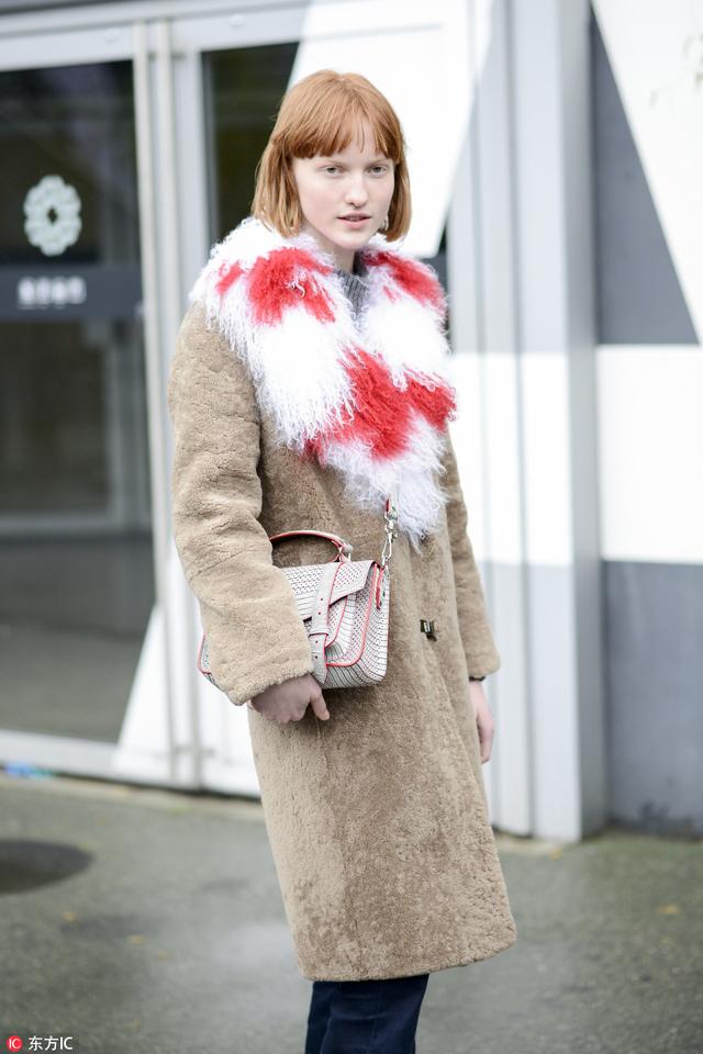 大批節日來襲，我靠皮毛一體大衣在合照中C位出道！