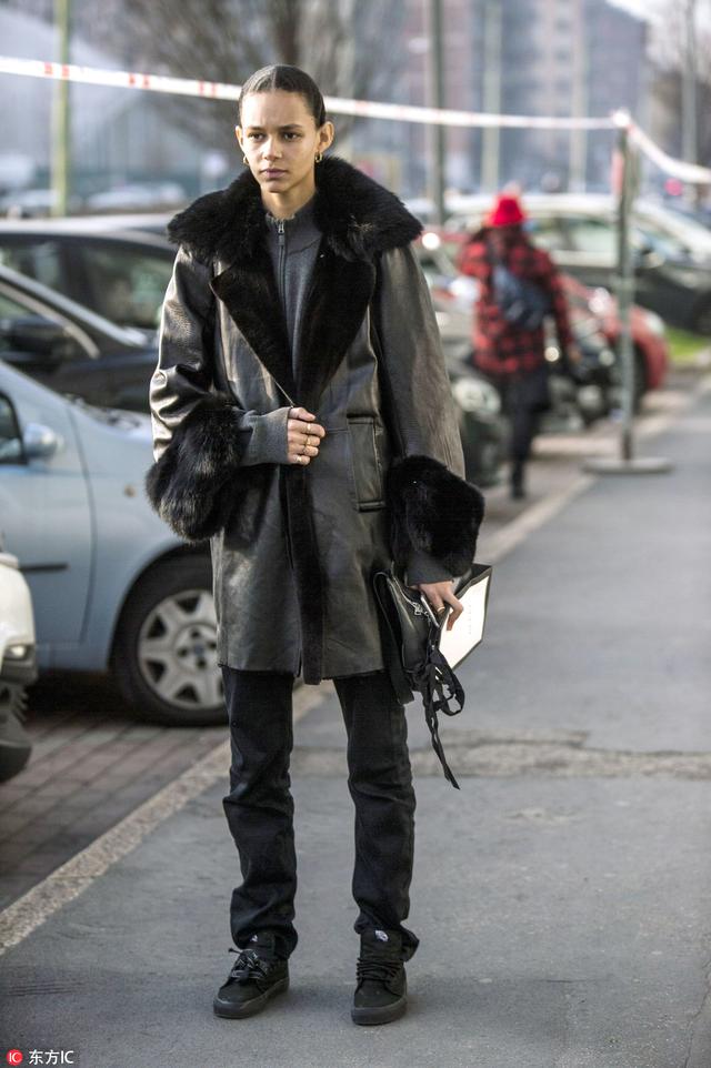 大批節日來襲，我靠皮毛一體大衣在合照中C位出道！