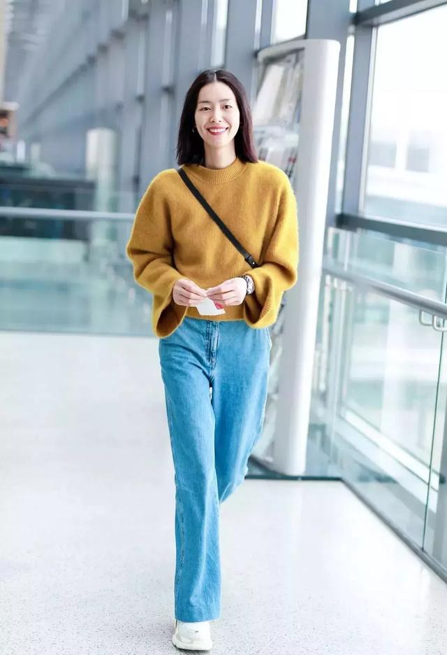 毛衣+闊腿褲，冬天最王炸的組合