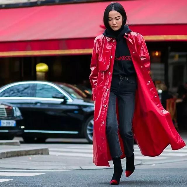 衛衣+大衣=時髦炸了！