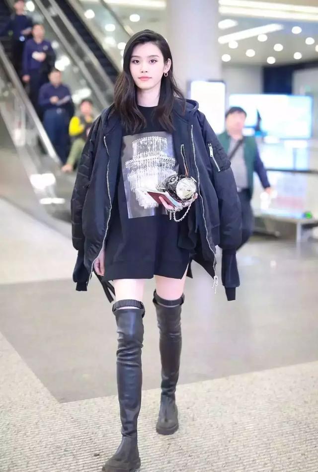 衛衣+大衣=時髦炸了！