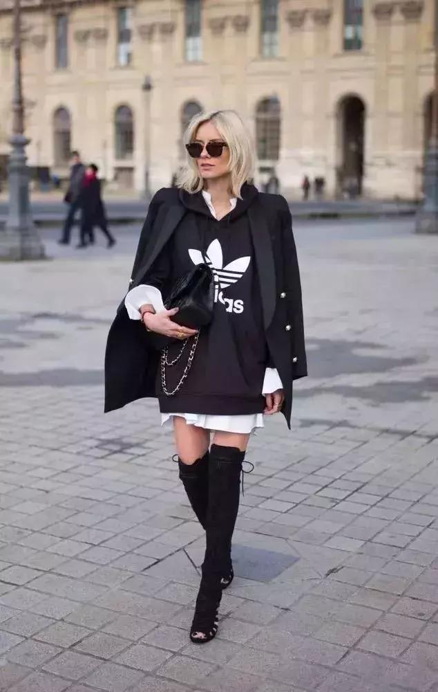 衛衣+大衣=時髦炸了！