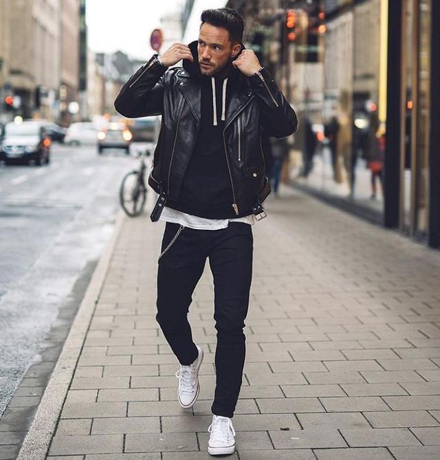 穿衣沒有靈感？ 黑白搭讓你造型不會“白搭”