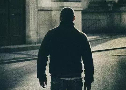 人到中年，要明白該做什麼，不該做什麼！