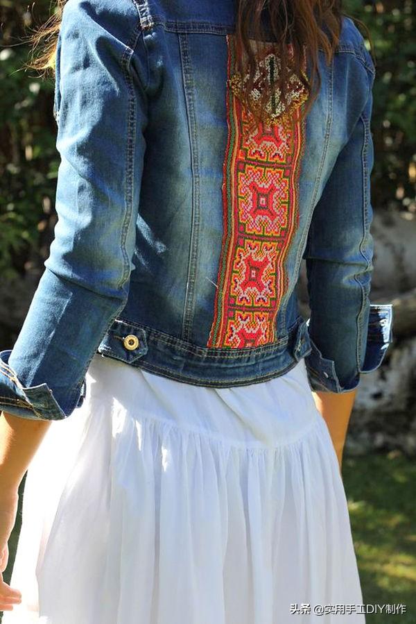 牛仔衣褲上的貼花刺繡