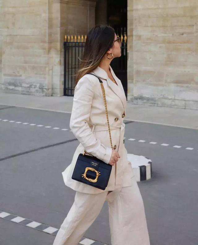 2019年女生體重自查表，原來120斤只是微胖？